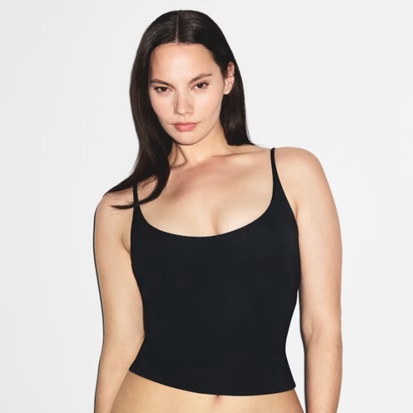 NWT Skims Smooth Layers Scoop Neck Cami Size Small in Obsidian